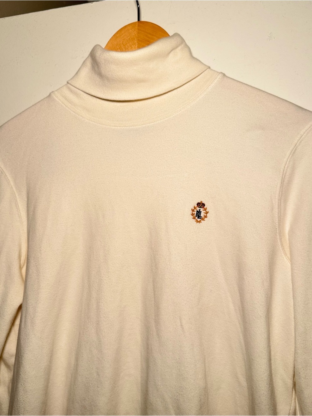 Old Money Vintage Lauren Ralph Lauren cream turtleneck sweater size M
